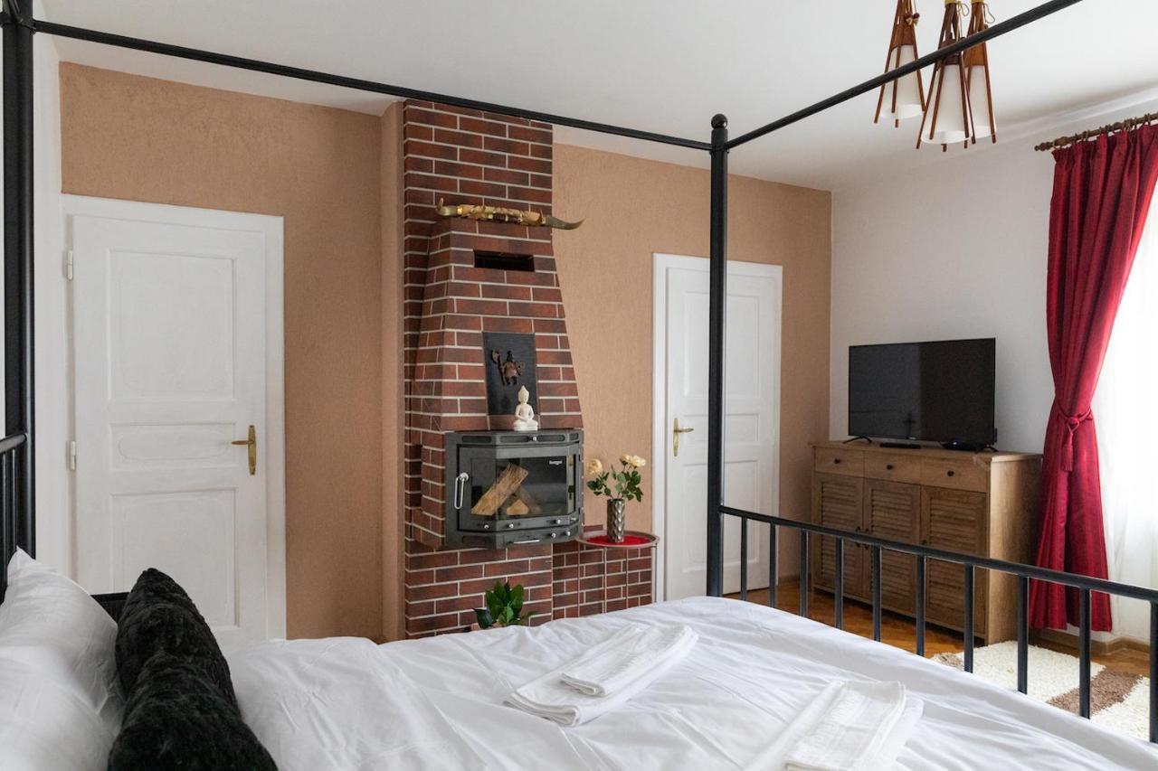 Castel Central Studio Apartament