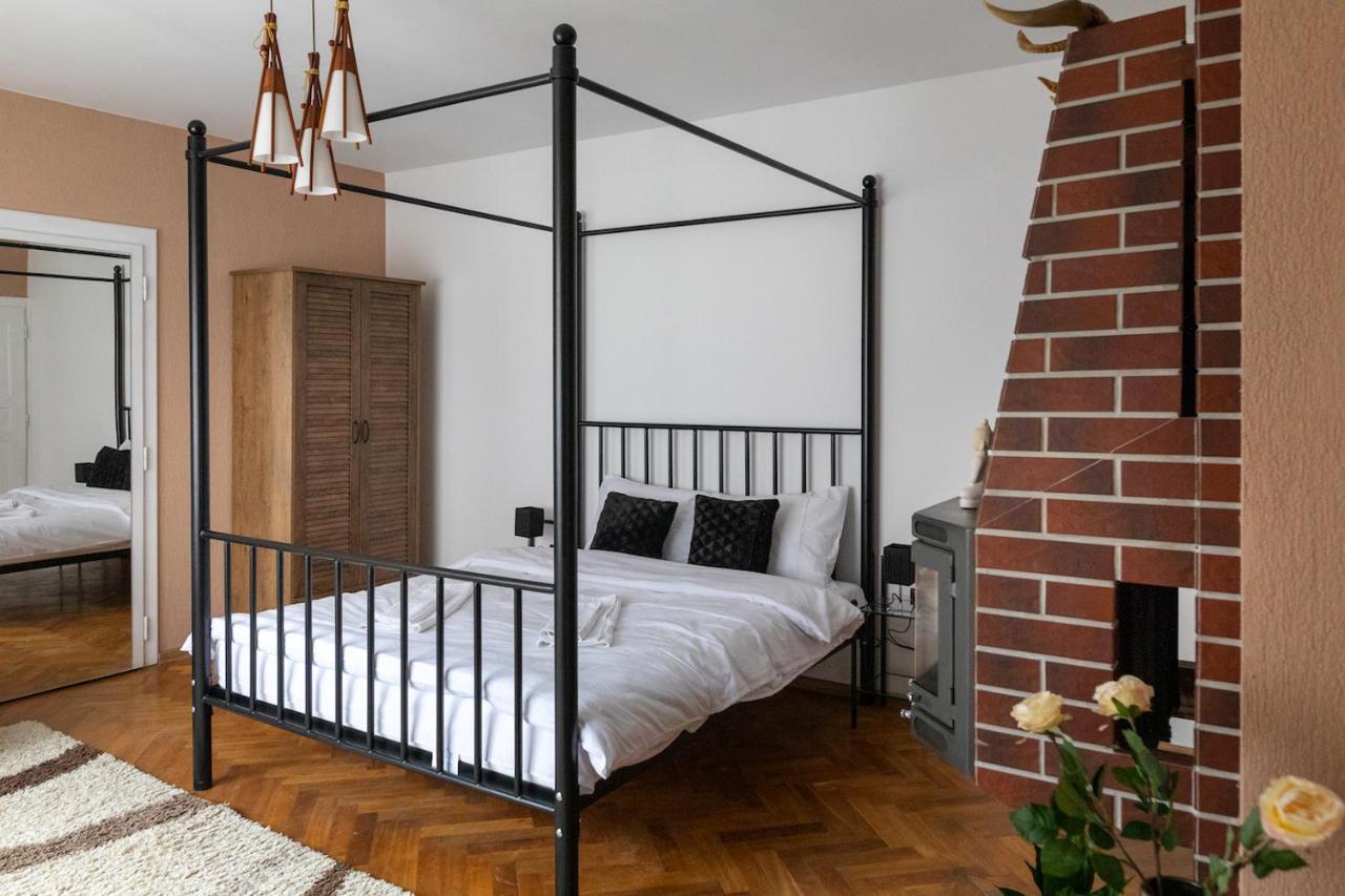 Castel Central Studio Apartament