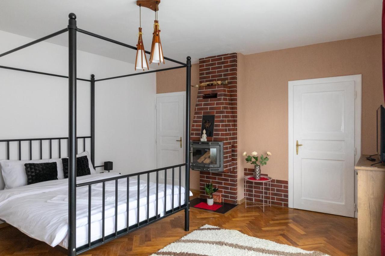 Apartament Castel Central Studio